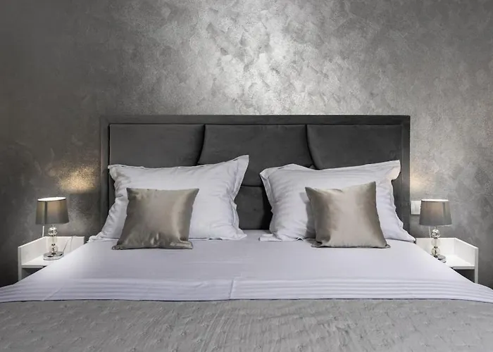 Modern Danica With Pool In Zadar Vila