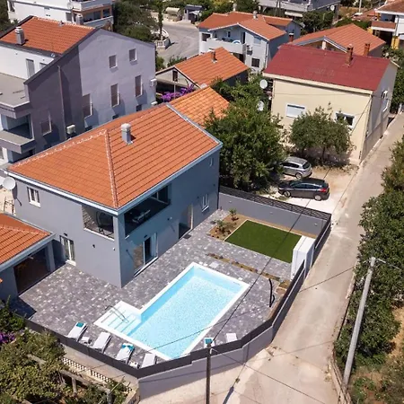 Modern Danica With Pool In Zadar