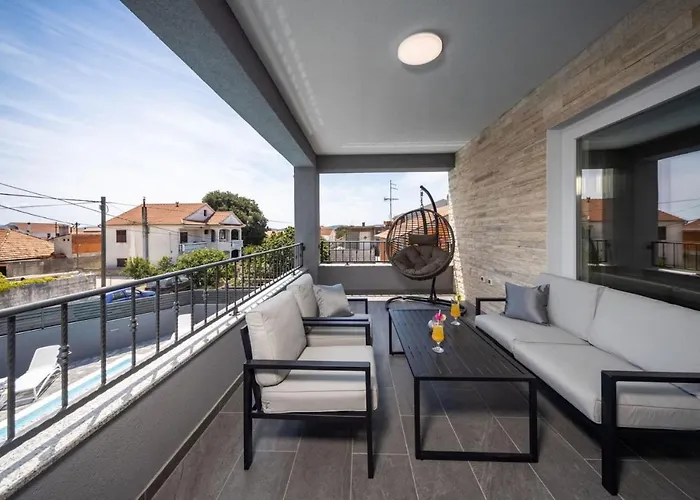 Villa Modern Danica With Pool In Zadar *