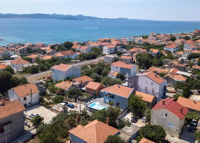 Modern Danica With Pool In Zadar * Bibinje